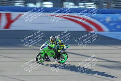 media/Nov-26-2022-Fastrack Riders (Sat) [[b001e85eef]]/Level 3/Session 1 Front Straight/